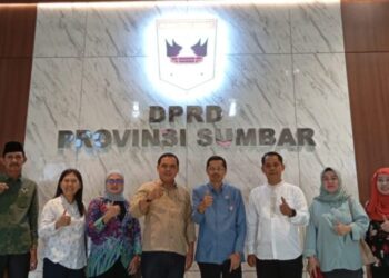 DPRD Kepulauan Meranti Sharing Informasi dengan DPRD Sumbar