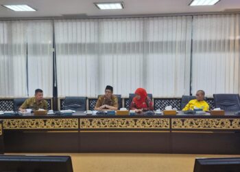 SEKRETARIS DPRD SUMBAR TERIMA KULIAH LAPANGAN FAKULTAS HUKUM UNIVERSITAS BUNG HATTA