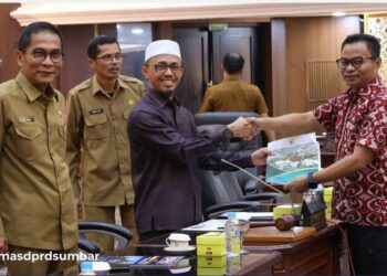 DPRD Sumbar Bahas Dua Ranperda Untuk di Sahkan Menjadi Perda