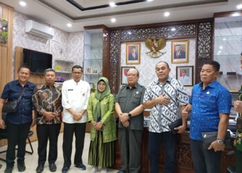 KOMISI II DPRD SULAWESI TENGGARA BERKUNJUNG KE DPRD SUMBAR BAHAS RPJPD