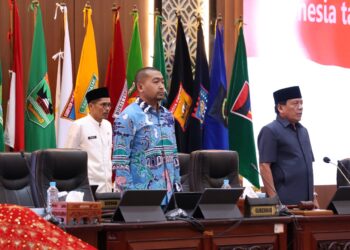 DPRD SUMATERA BARAT PARIPURNA PENYAMPAIAN JAWABAN GUBERNUR TERHADAP PANDANGAN UMUM FRAKSI-FRAKSI