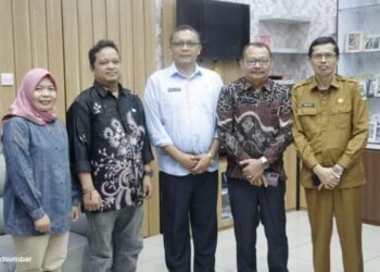 Sekretaris DPRD Sumbar Terima Kunjungan Ketua Sementara DPRD Mentawai, Koordinasi Hak dan Kewenangan Pimpinan Sementara
