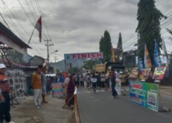 ANGGOTA DPRD SUMBAR NURFIRMAN WANSYAH LEPAS PESERTA ROST SMANSA COMPETITION IV TAHUN 2024