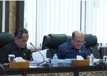 Komisi III DPRD Sumbar Finalisasi kan Ranperda Kemudahan Berusaha.