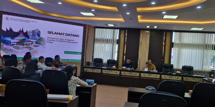 DPRD Sumbar Terima Kunjungan Komisi A DPRD kabupaten Toba, Bahas Inpres No 1 Tahun 2025
