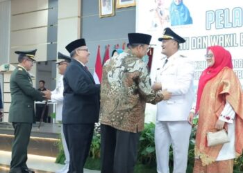Hadiri Pelantikan Bupati dan Wabup Pasbar, Ini Pesan Ketua DPRD Sumbar Muhidi