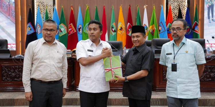 Rapat Paripurna DPRD Sumbar DPRD Sumbar Penyampaian Nota Pengantar Ranperda Pertanggungjawaban APBD 2024
