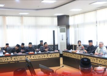 Tegaskan Peran Adat, Ketua LKAAM Kunjungi DPRD Sumbar