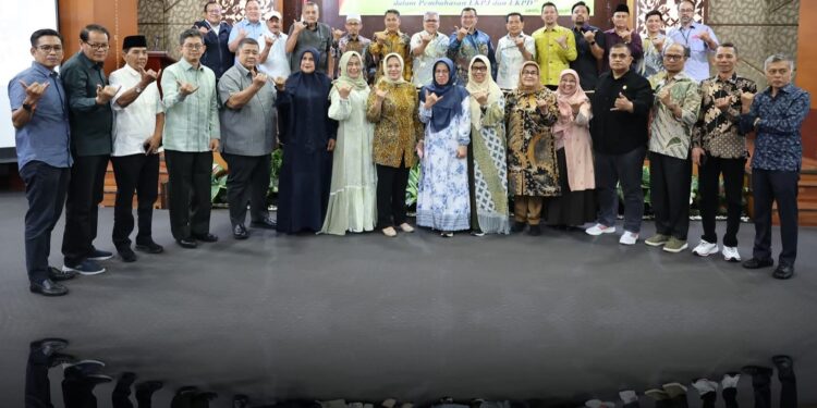 DPRD Sumbar Ikuti Bimtek Optimalisasi Fungsi Pengawasan terhadap LKPJ dan LKPD